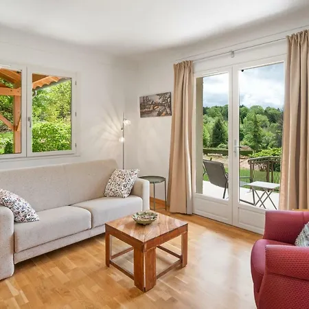 Excellent Vakantiehuis Sarlat-la-Canéda